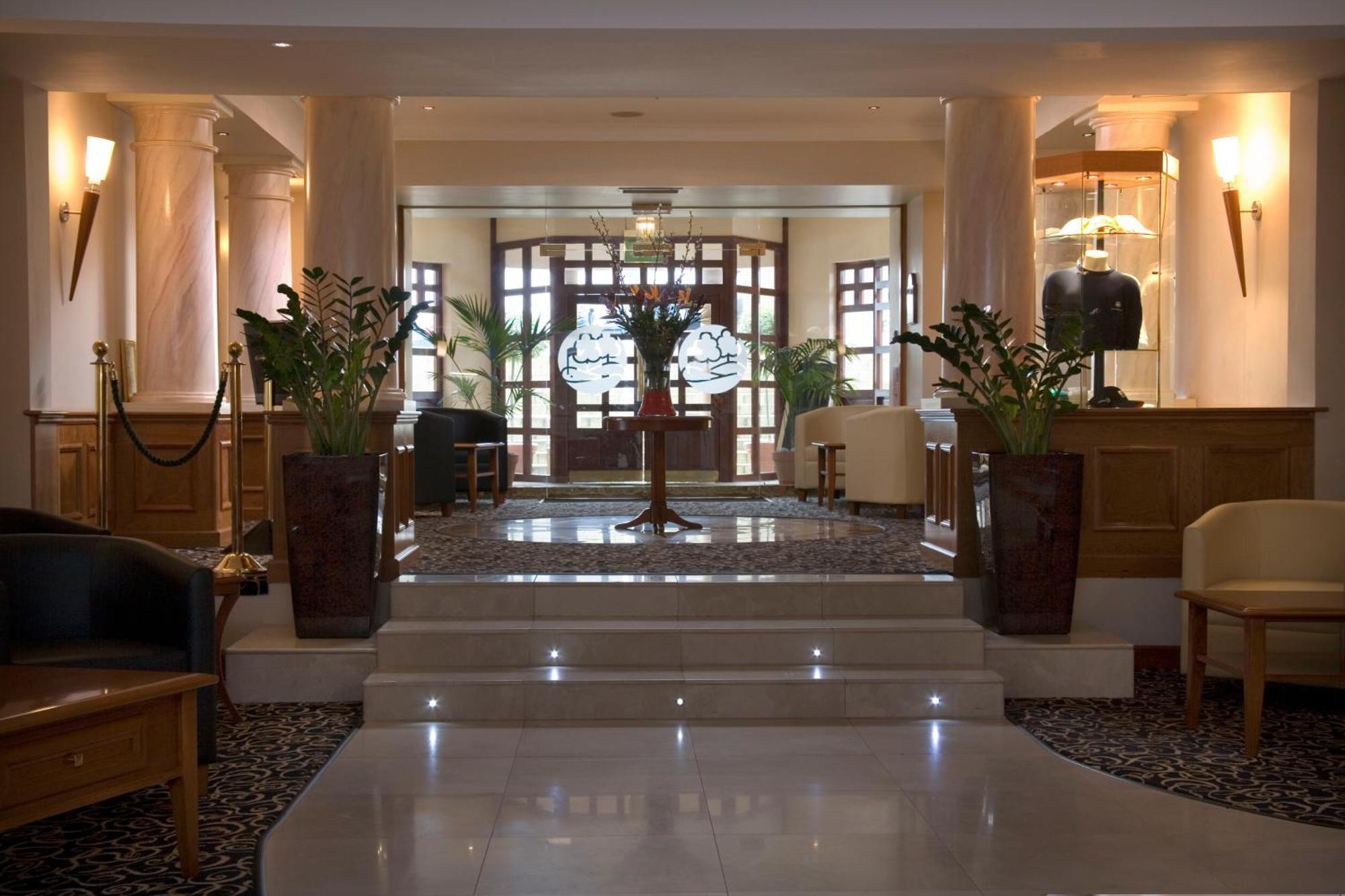Bryn Meadows Golf, Hotel & Spa Blackwood  Exterior foto
